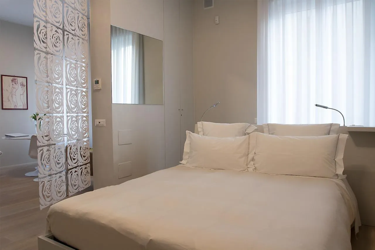 Milano Porta Venezia Suite Centro 0*,  Italien